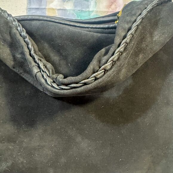 Shiraleah Vintage Black Suede-Like Hobo Bag - Picture 7 of 7